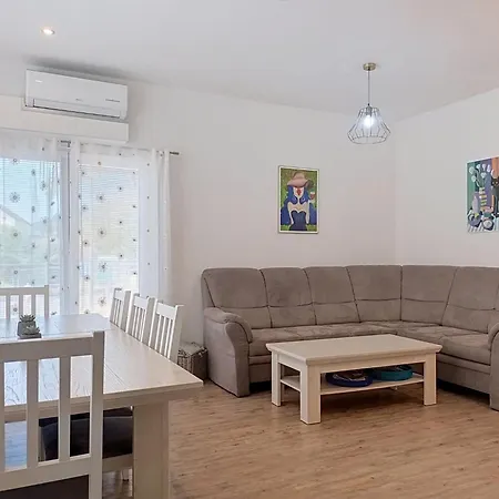 V&d 0 By Interhome Appartement